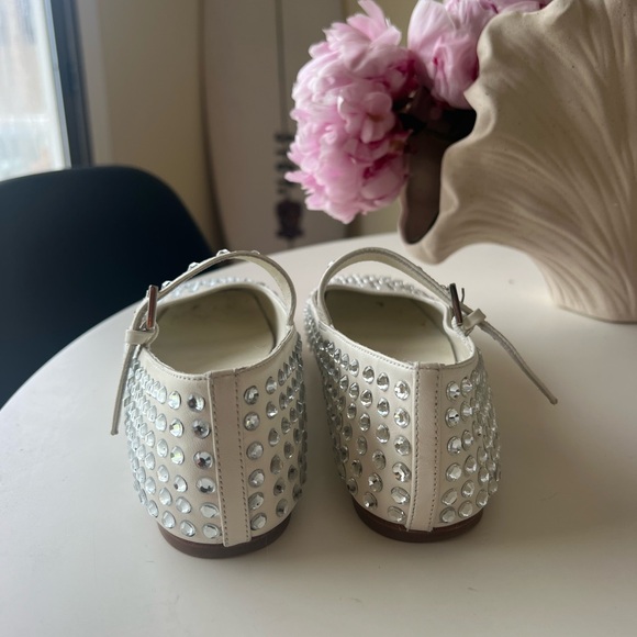 Lin Flats in white - Picture 4 of 10